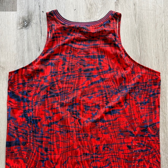 Rabbit Running Singlet - Picture 2 of 2